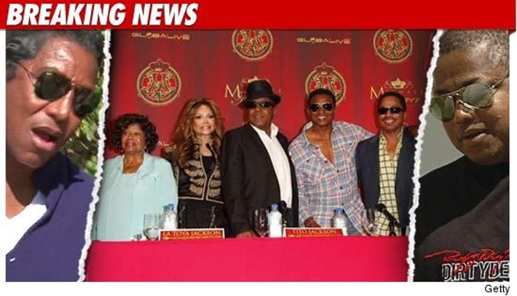 Jackson Family Divided Over MJ Tribute Concert :: 0725-jacksons-bn-credit