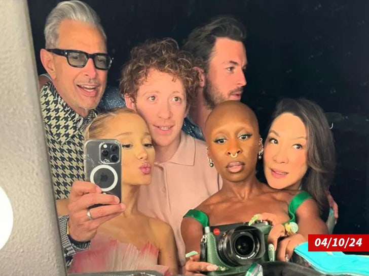 Ariana Grande_Jeff Goldblum