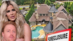 Kim Zolciak And Kroy Biermann With Their Georgia Home