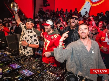 Travis Kelce Patrick Mahomes Party in Vegas Gall Launch