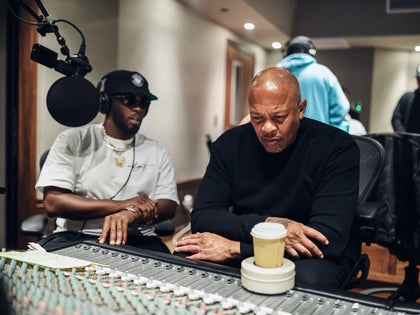 Diddy Dr Dre Studio Collaborating photos 12