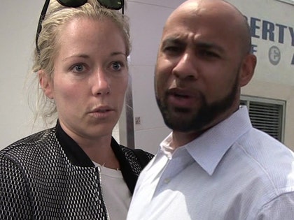 1130_hank-baskett_kendra-wikinson-tmz