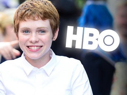 1215-sophia-lillis-hbo-getty-01