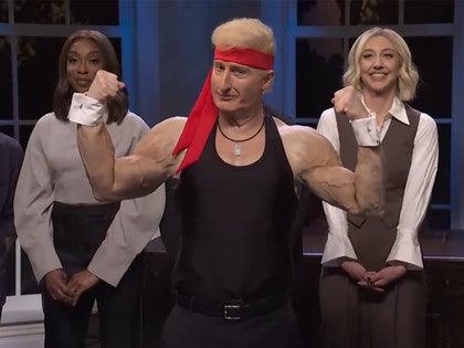 111024-trump-snl-primary-2