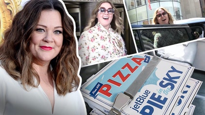 melissa-mcCarthy-pizza