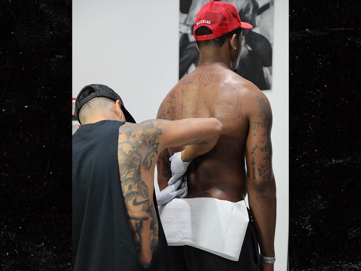 deshaun watson new back tattoo insta 2