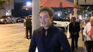 081818_ed_westwick_primary