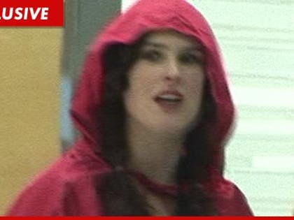 0214_rumer_willis_tmz2_EX