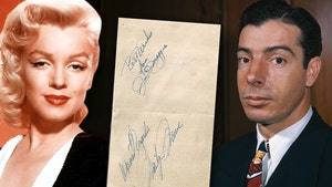 1123-marilyn-monroe-joe-dimaggio-getty-greyflannelauctions-01