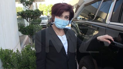 051122_sharon_osbourne_kal_1