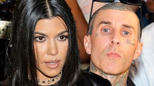 travis barker kourtney kardashian