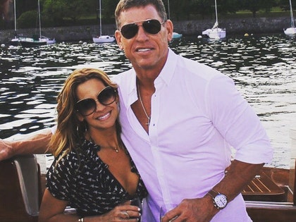 0602-troy-aikman-and-girlfriend-instagram