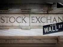 US stocks edge higher at open as investors await Fed