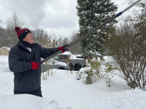 US Winter storms chilly winds, ice