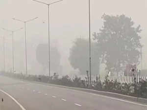 Dense fog continues to blanket parts of North India