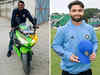 Cricketer Rinku Singh's father who works as a gas cylinder delivery person goes to agency in expensive sports bike. Viral video:Image