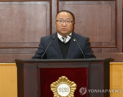 충주시의회 후반기 의장에 김낙우 의원 선출