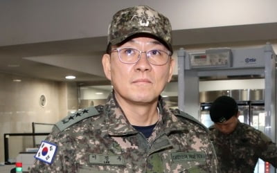 [속보] 검찰 특수본, 이진우 수도방위사령관 체포