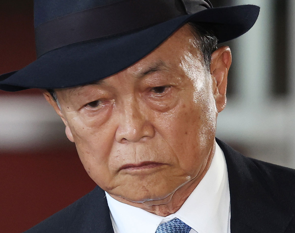 麻生太郎　上川外相への「そんなに美しい方とは言わない」発言に批判殺到…学ばぬ83歳に「辞めて欲しい」と引退勧告