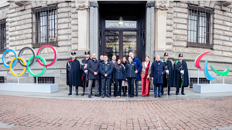 Olympic Rings unveiled in Milano