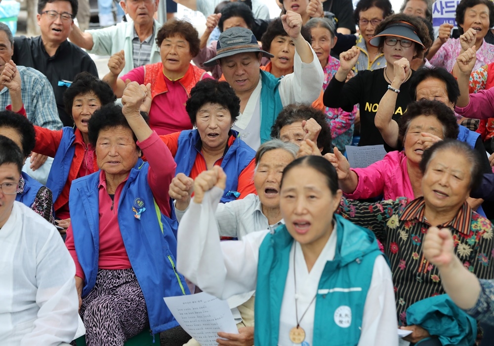 사드 추가 완료…간밤에 성주서 무슨 일이?