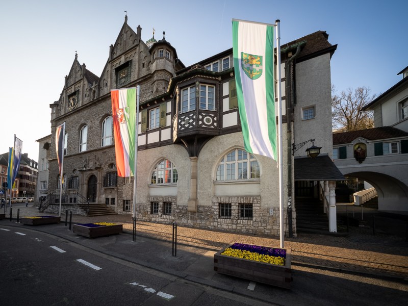 Umbau der Laurentiusstraße beginnt am Rathaus