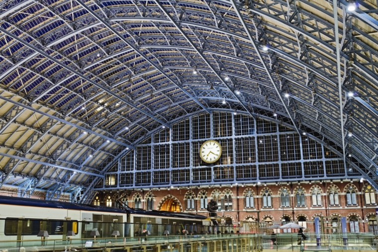 london st pancras station eurostar services