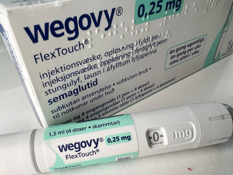 FILE PHOTO: A 0.25 mg injection pen of Novo Nordisk's weight-loss drug Wegovy is shown in this photo illustration in Oslo, Norway, September 1, 2023. REUTERS/Victoria Klesty/Illustration/File Photo