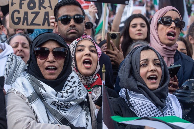 LONDON, ENGLAND - MARCH 30: Protestors listen to the speeches in Trafalgar square on March 30, 2024 in London, England. (Photo by Guy Smallman/Getty Images)