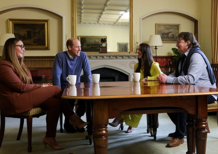 This image and the information included herein is strictly embargoed until 00.01 Sunday 27th October 2024 From Mindhouse Prince William: We Can End Homelessness on ITV1 and ITVX Pictured: Gemma, Prince William, Sabrina and Wayne. ? Kensington Palace. This image is free for use but may only be used for news or editorial reporting purposes. This image must NOT be used for any commercial or other use, save for news or editorial reporting and cannot be altered or amended in any manner or form whatsoever. All rights reserved.