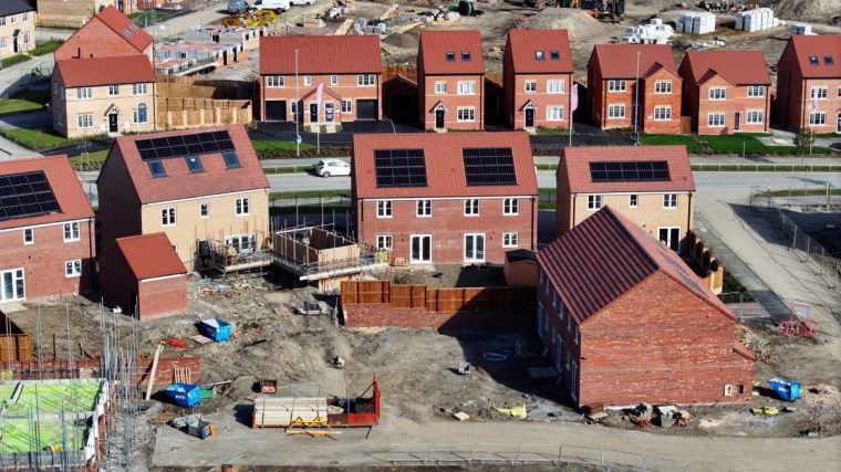 LEEDS, ENGLAND - SEPTEMBER 12: An aerial view of recently built and under construction homes at the Skelton Lake development on September 12, 2024 in Leeds, England. The Office for National Statistics (ONS) have reported that house prices and rents in Bradford and Huddersfield are increasing faster than the rest of Yorkshire. The average house price in Bradford was ??181,000 in June 2024 which is a rise of 7.4% on the previous year. (Photo by Christopher Furlong/Getty Images)