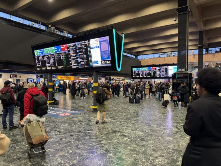 LONDON, UNITED KINGDOM - NOVEMBER 23: Police on Saturday carries out a controlled explosion near Euston Station in London after finding a suspect package, the third security incident in the city since Friday in London, United Kingdom on November 23, 2024. (Photo by Burak Bir/Anadolu via Getty Images)