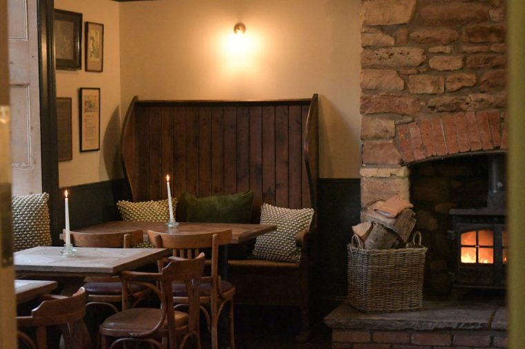 The Pelican, Chew Magna Image via alice@alice-noakes.com