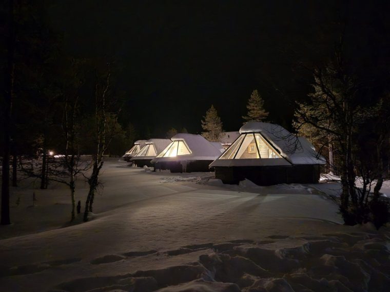 Wilderness Hotel Muotka's aurora cabins (Photo: Sophie Lam)