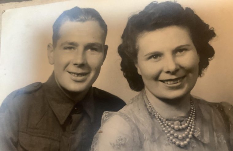 Georgina's grandad and his sister Mary (Photo: Supplied)