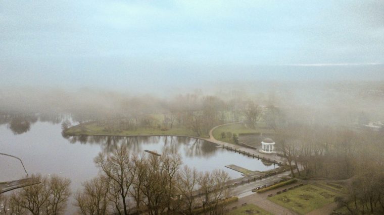 A blanket of fog over Stanley Park in Blackpool, Lancashire. Boxing Day will be another day of dry and mild weather expected for much of the country. Picture date: Thursday December 26, 2024. PA Photo. Photo credit should read: Teddy Holmes/PA Wire