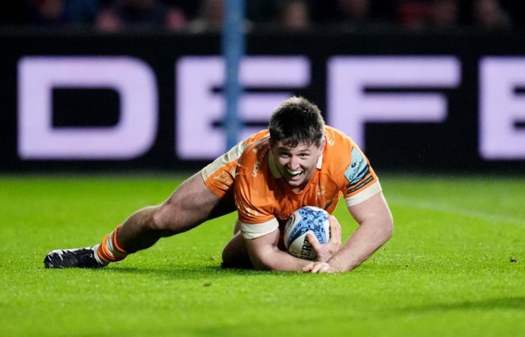 Sale Sharks' Ben Curry scores a try during the Gallagher Premiership match at Ashton Gate, Bristol. Picture date: Friday December 27, 2024. PA Photo. See PA story RUGBYU Bristol. Photo credit should read: Adam Davy/PA Wire. RESTRICTIONS: Use subject to restrictions. Editorial use only, no commercial use without prior consent from rights holder.