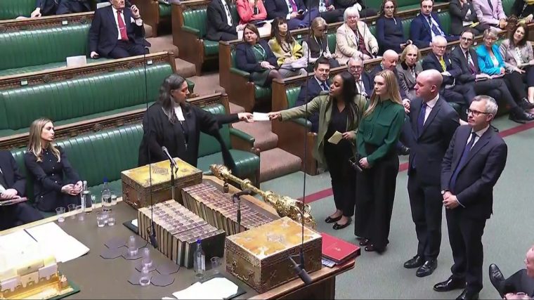 Screen grab of the vote result being read out in the House of Commons, London, as MPs voted 364 votes to 111, majority 253 to reject a amendment calling for a national inquiry on grooming gangs and seeking to block the Children's Wellbeing and Schools Bill. Picture date: Wednesday January 8, 2025. PA Photo. See PA story POLITICS Grooming. Photo credit should read: House of Commons/UK Parliament/PA Wire