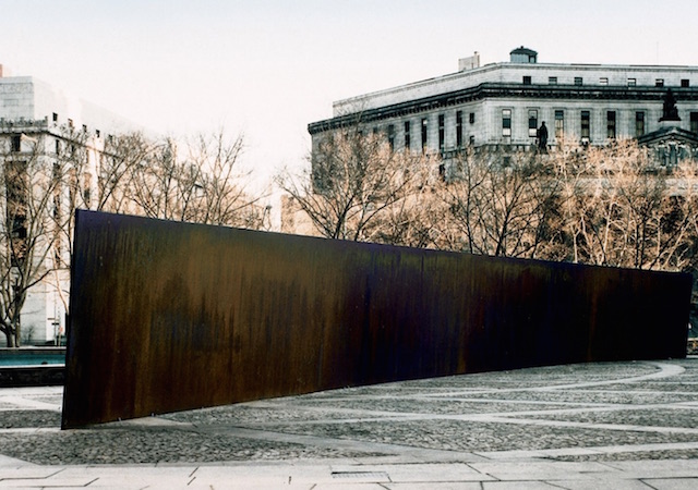 Richard Serra, Tilted Arc, Federal Plaza, New York, NY, installed 1981, destroyed 1989 (photo: US General Services Administration publication)