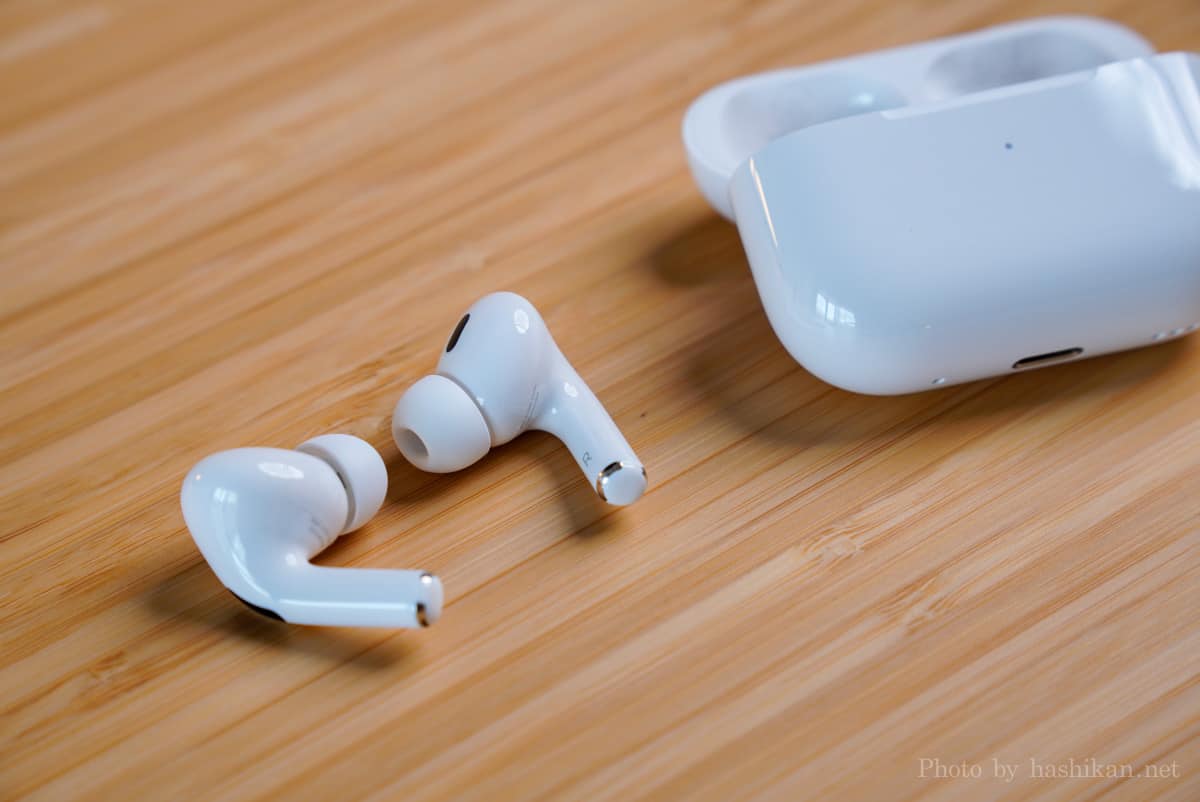 AirPods Pro 第2世代をケースから取り出した状態