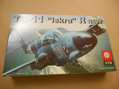 1/72 ZTS TS-11R イスクラ 複座攻撃機