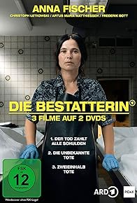 Primary photo for Die Bestatterin - Zweieinhalb Tote