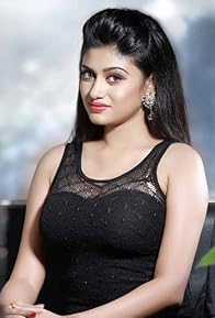 Primary photo for Oviya