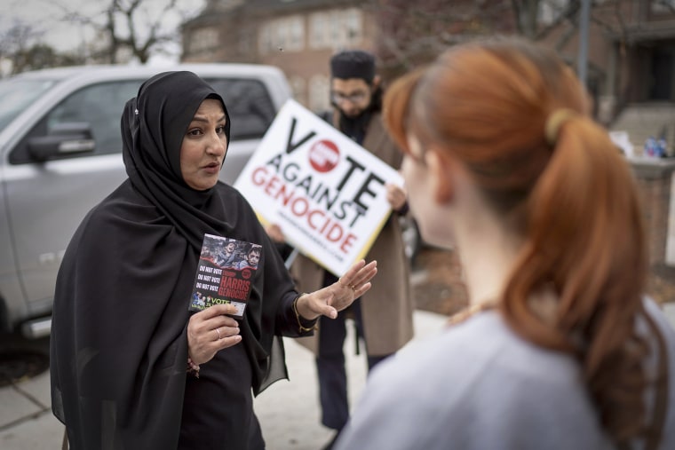 Farah Khan, left, co-chair of the Abandon Harris Michigan campaign