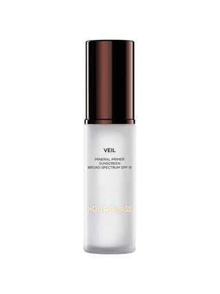 Hourglass Veil Mineral Primer on white background