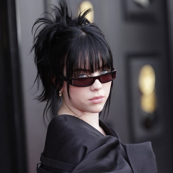 Billie Eilish's Spiky Ponytail on the Grammys Red Carpet Is Very Much Giving Emo Peacock