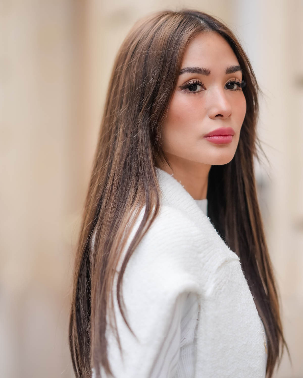 Heart Evangelista with minimalist balayage — 2025 hair color trends