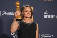 | Photo: AP/Chris Pizzello : Jodie Foster