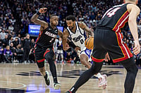 | Photo: AP/Sara Nevis : NBA 2024-25: Kings guard Malik Monk (0) drives to the basket