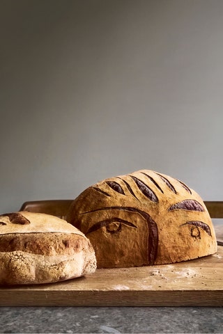 The best bread bakeries in the world    1. COUNTRY BREAD TARTINE SAN FRANCISCO  Inspired by preindustrial French methods...